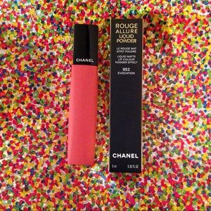 CHANEL Rouge Allure Liquid Powder